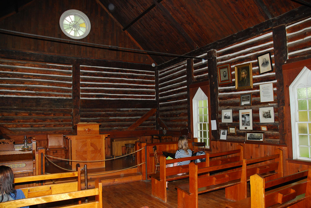 Церковь конца 19-го века. Fort Edmonton Park. Edmonton, 2012